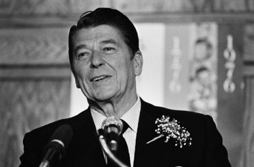 Ronald Reagan dan “Ratu Kesejahteraan” (Musim kampanye,1976)